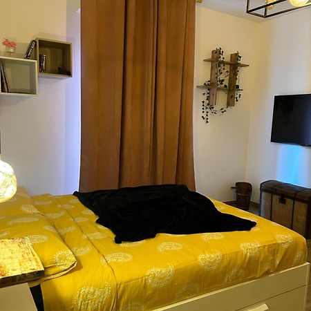Il Tortellino Vagante - Elegant Apartment 모데나 외부 사진